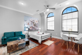 Metro Studio Chic Stay